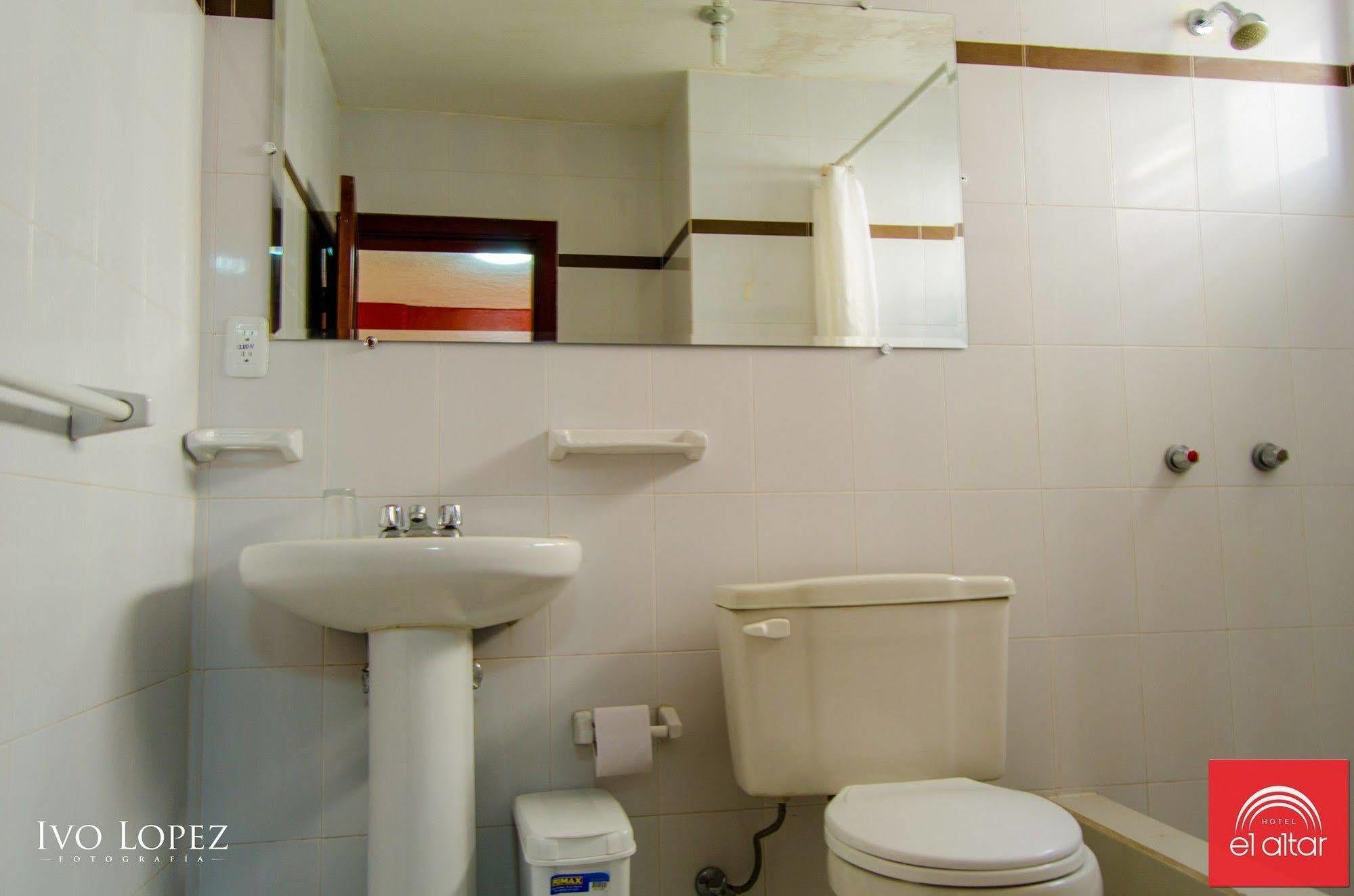 Hotel El Altar Riobamba Exterior foto